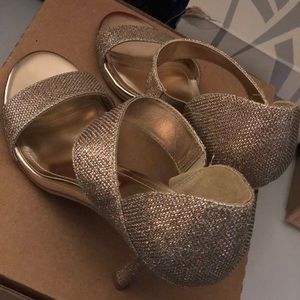 Unlisted by Kenneth Cole Gold strapped heels NEW